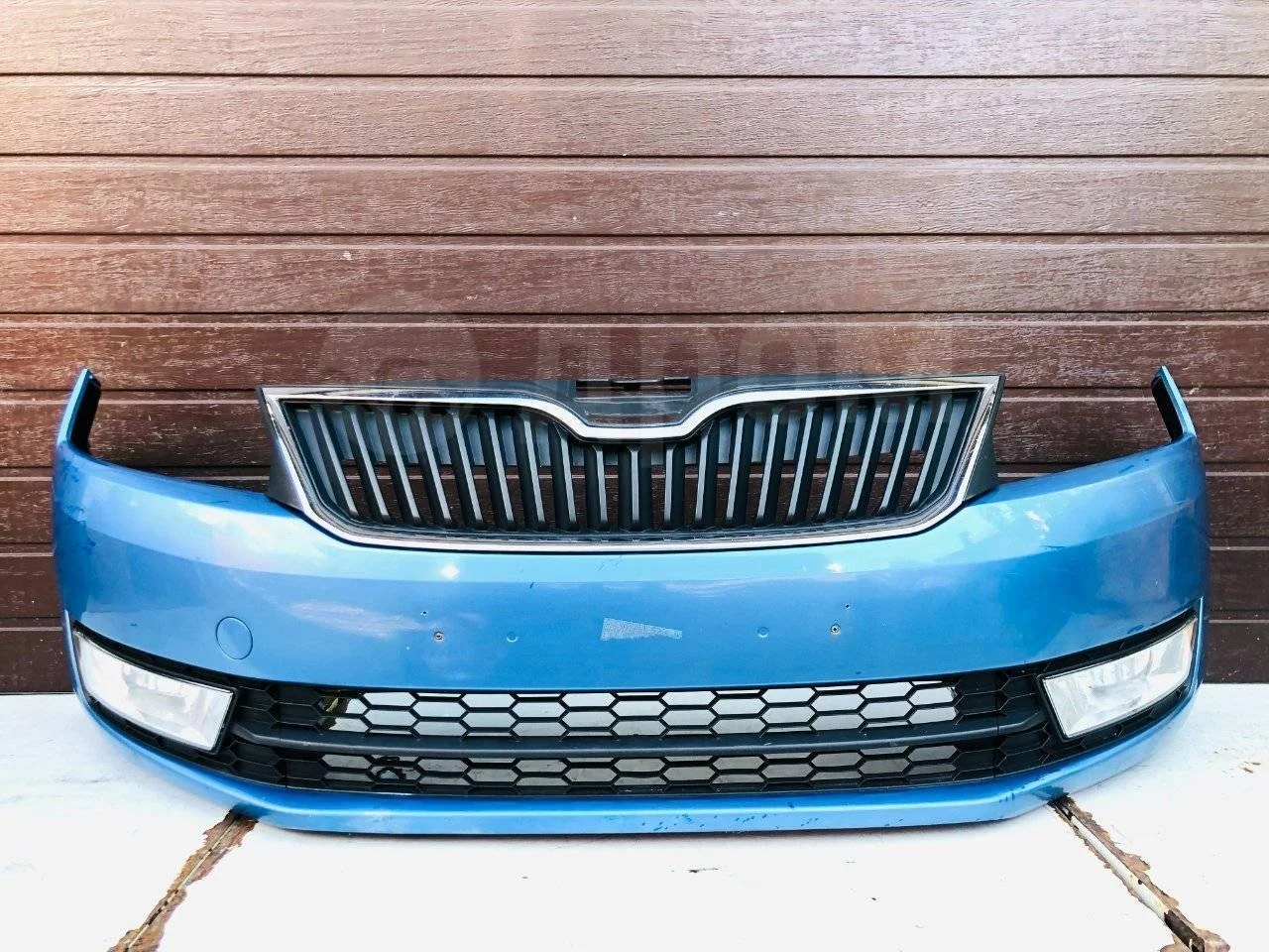 Бампер передний Skoda Rapid I (2012—2017)