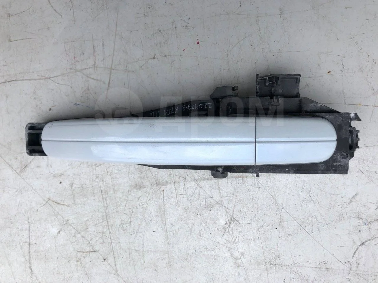 Ручка двери наружная Ford Kuga I (2008—2012)