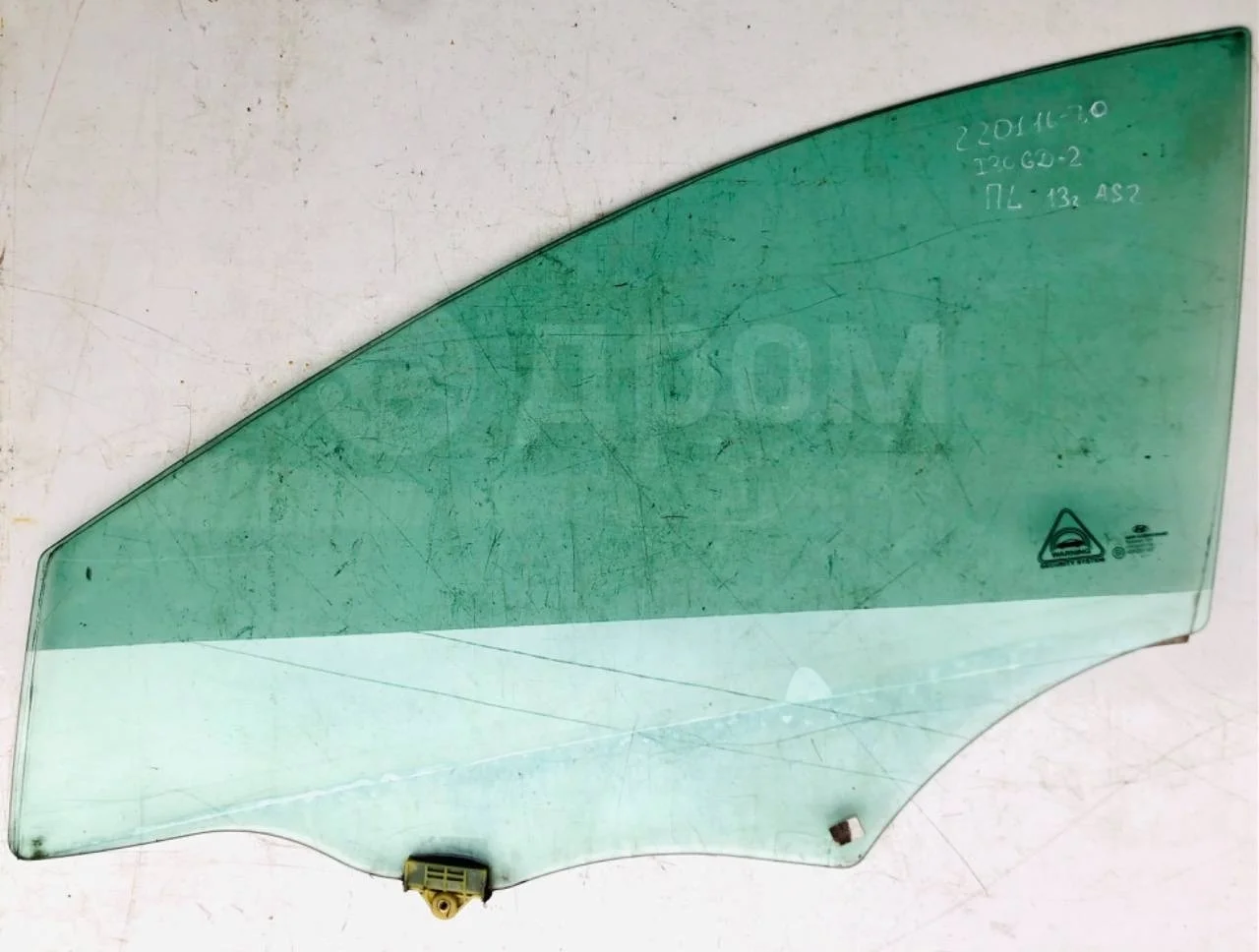 Стекло двери передней левой Hyundai i30 II (2011—2015)