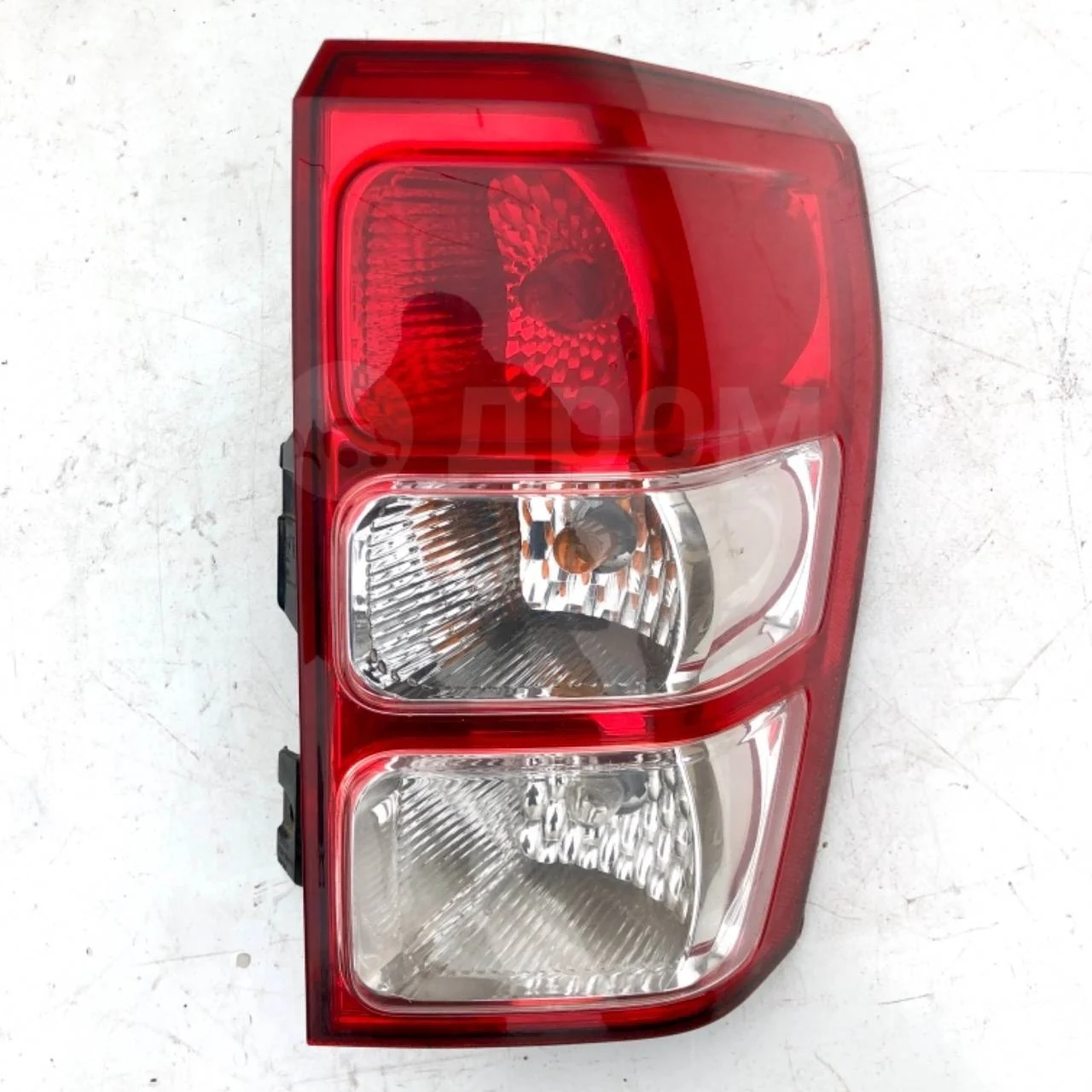 Фонарь задний правый Suzuki Grand Vitara II (2005—2008)