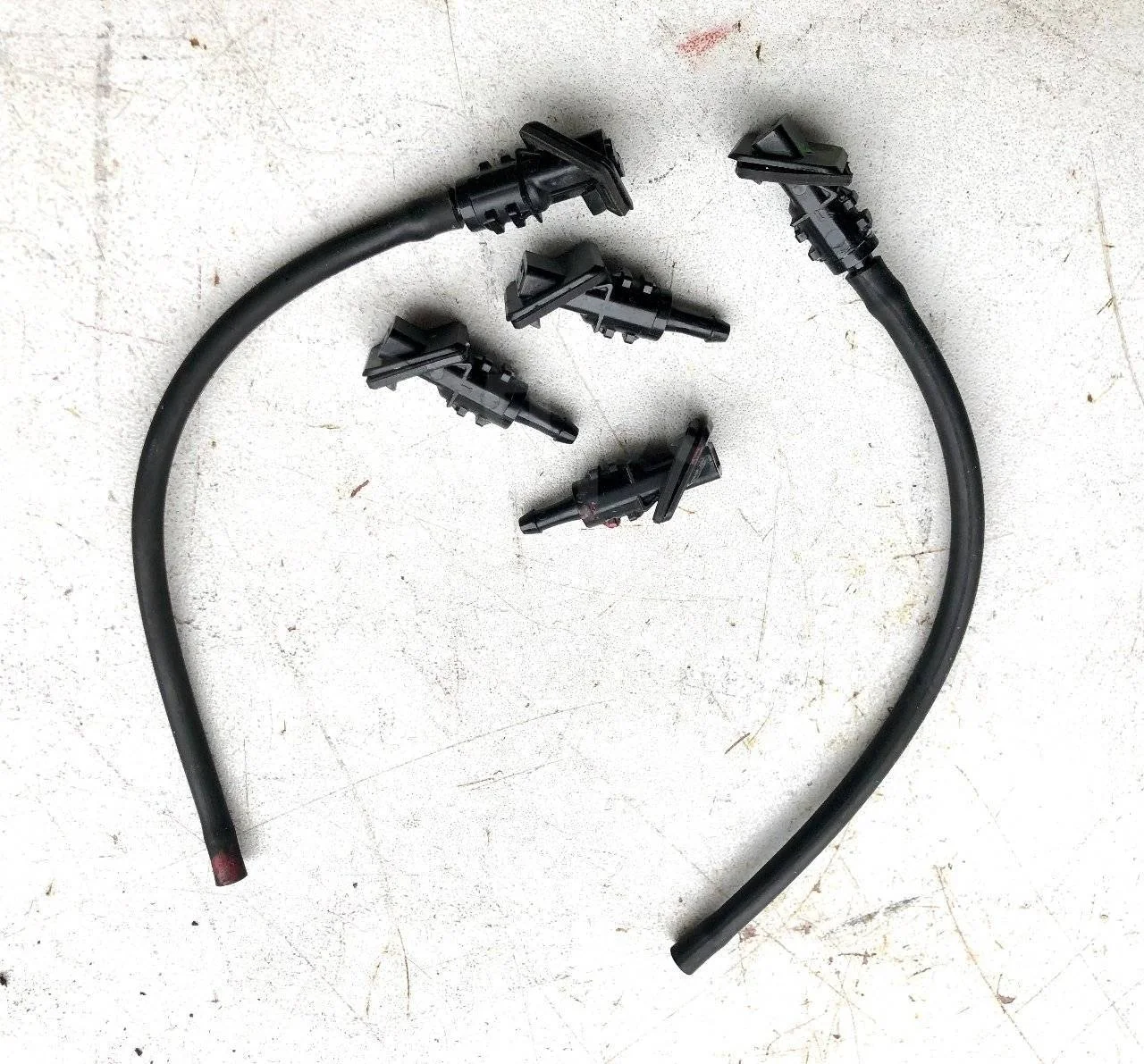 Форсунка омывателя лобового стекла Kia Ceed ED (2006—2010)