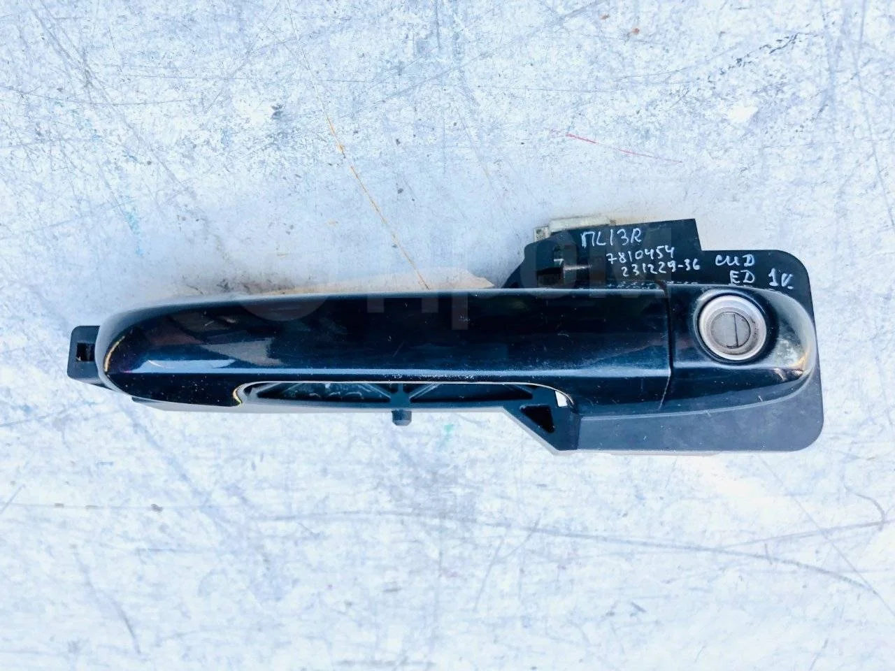 Ручка двери наружная Kia Ceed ED (2006—2010)