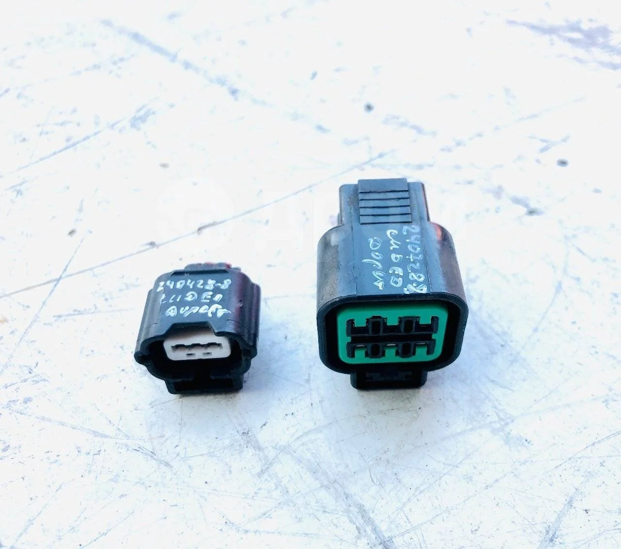 Разъем (фишка) фары Kia Ceed ED (2006—2010)