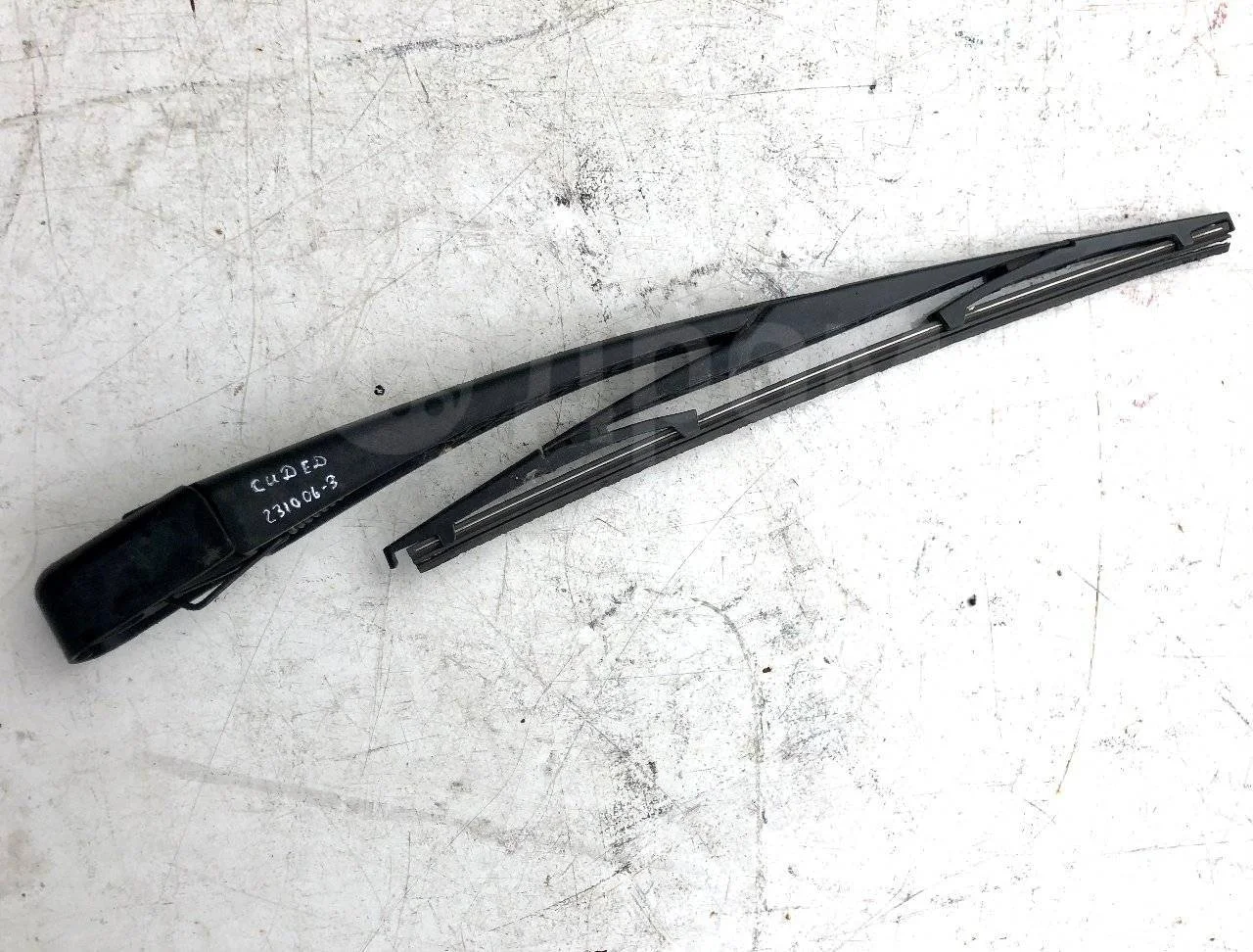 Поводок стеклоочистителя заднего Hyundai ix35 I (2009—2013)