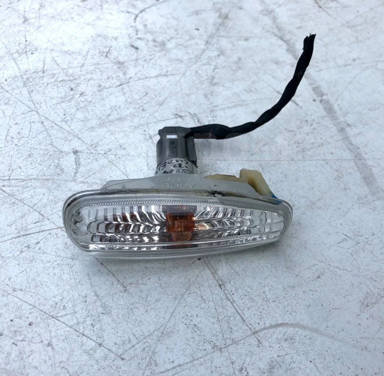 Повторитель поворота в крыло Kia Ceed ED (2006—2010)