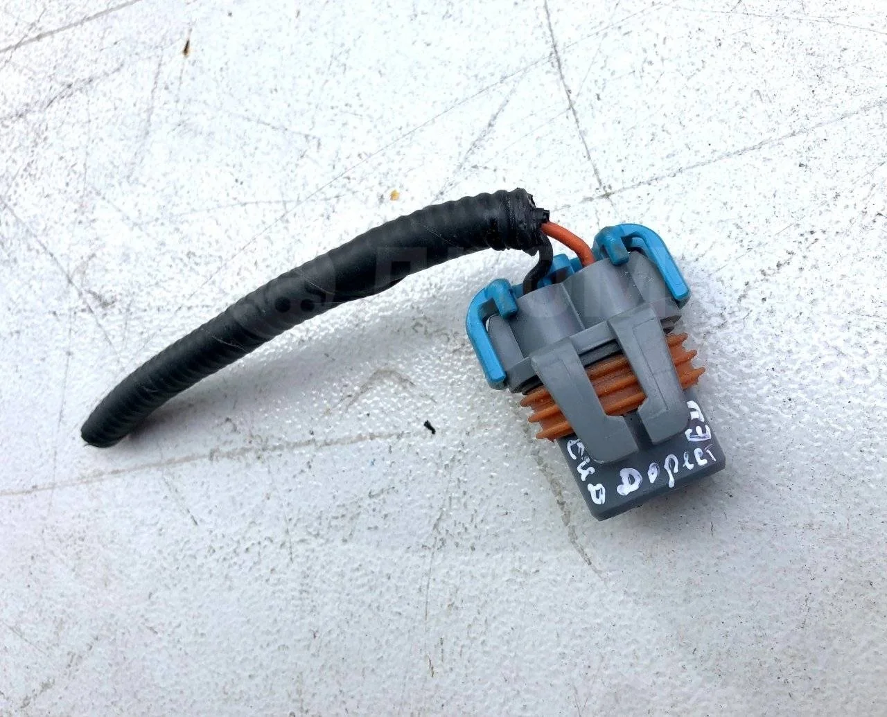 Разъем (фишка) ПТФ Kia Ceed ED (2006—2010)