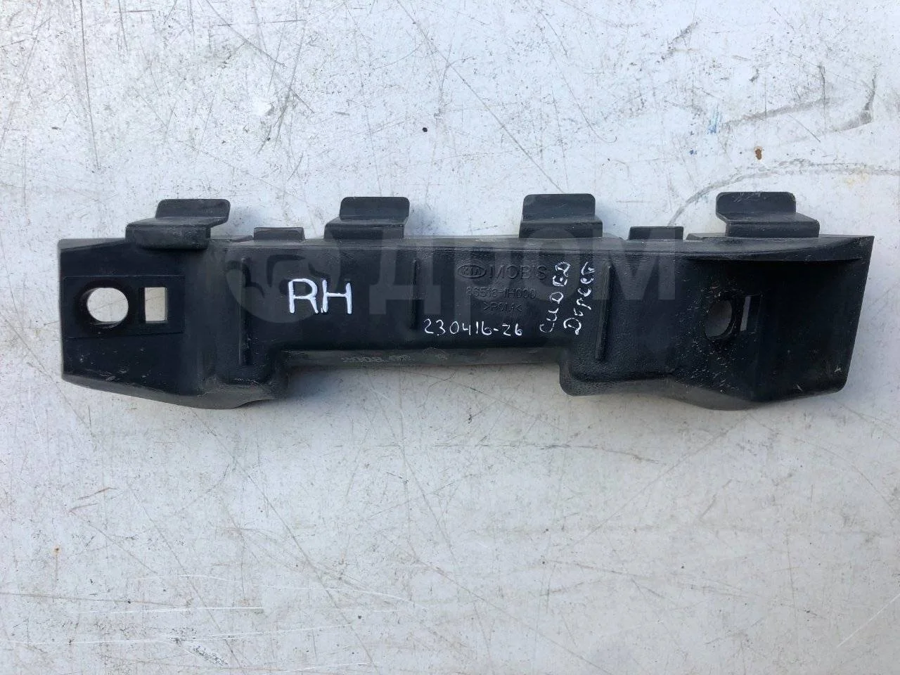 Кронштейн под фару Kia Ceed ED (2006—2010)