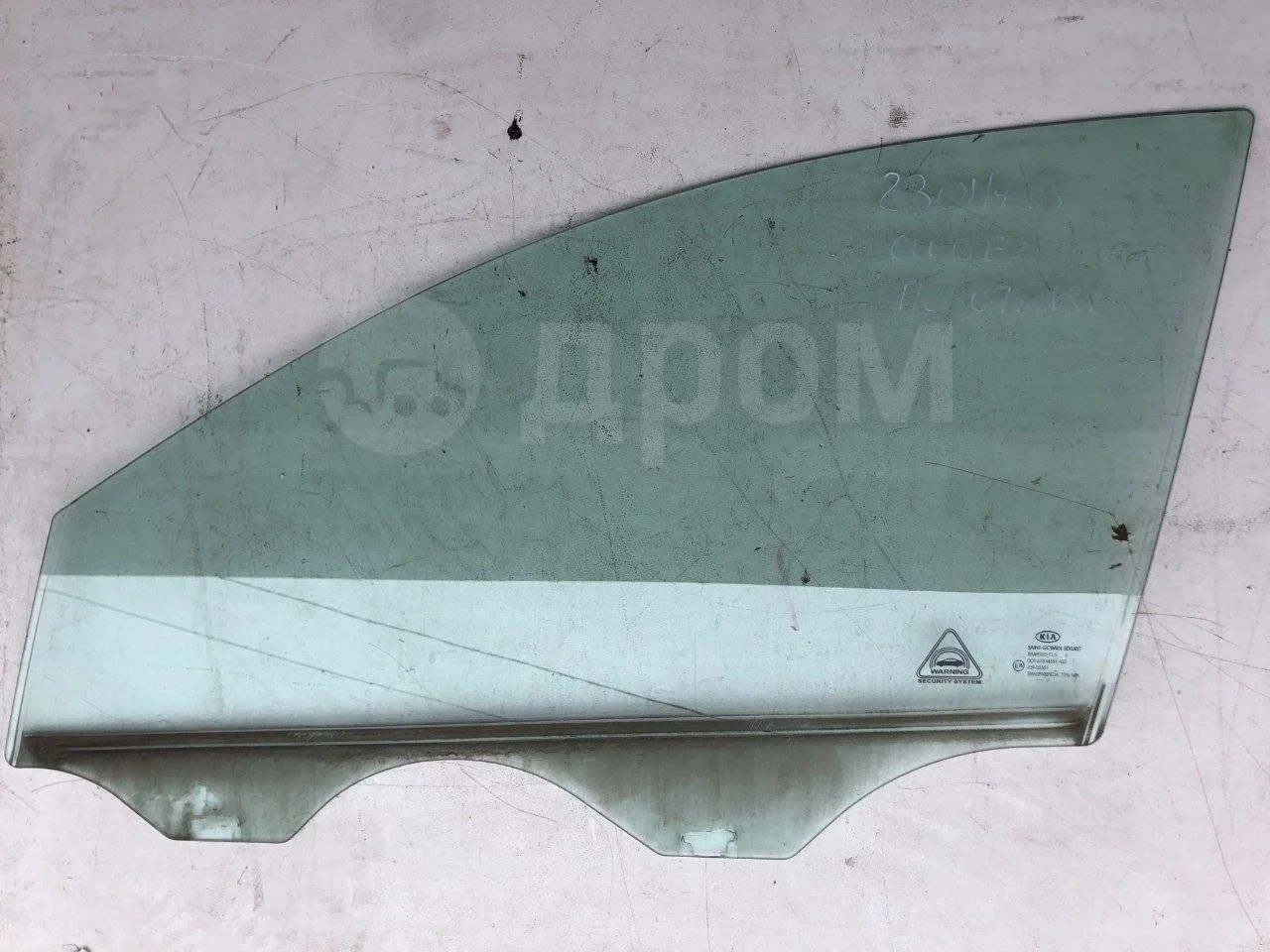 Стекло двери передней левой Kia Ceed ED (2006—2010)