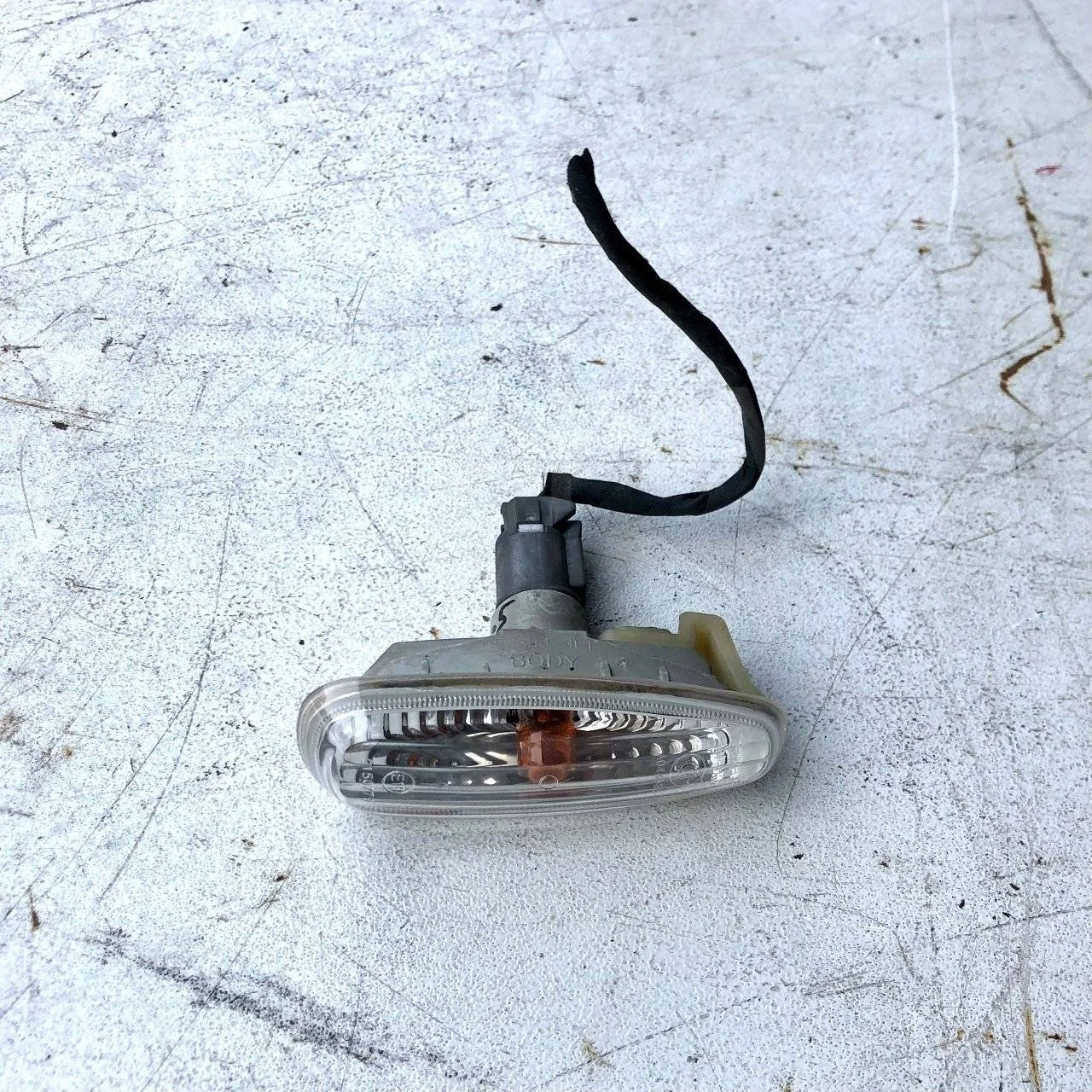 Повторитель поворота в крыло Kia Ceed ED (2006—2010)