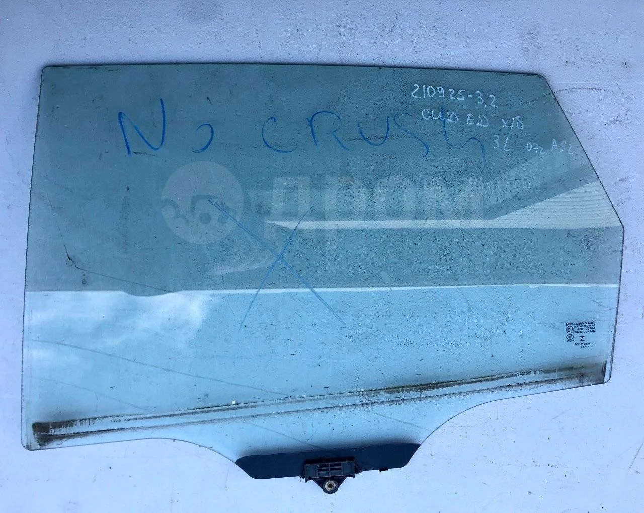 Стекло двери задней левой Kia Ceed ED (2006—2010)