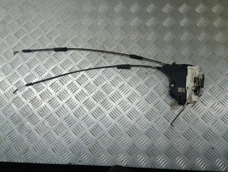 Замок двери передней левой Mitsubishi Outlander Xl (Cw) 2006-2012 2010 MN167831