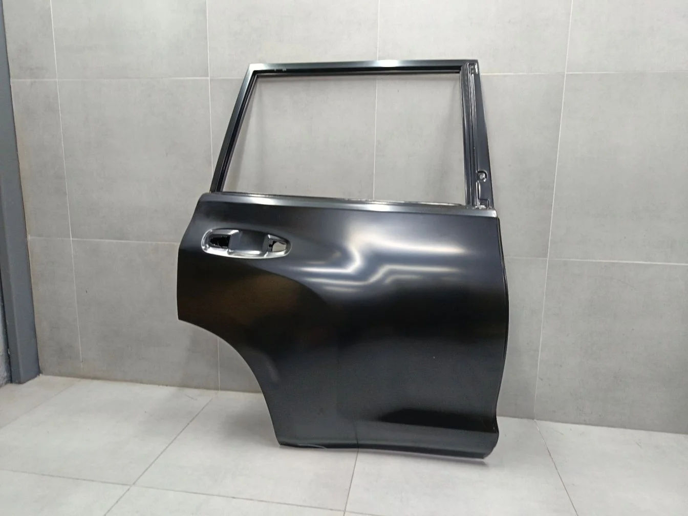 Дверь правая задняя для Toyota Land Cruiser Prado 150 2009-