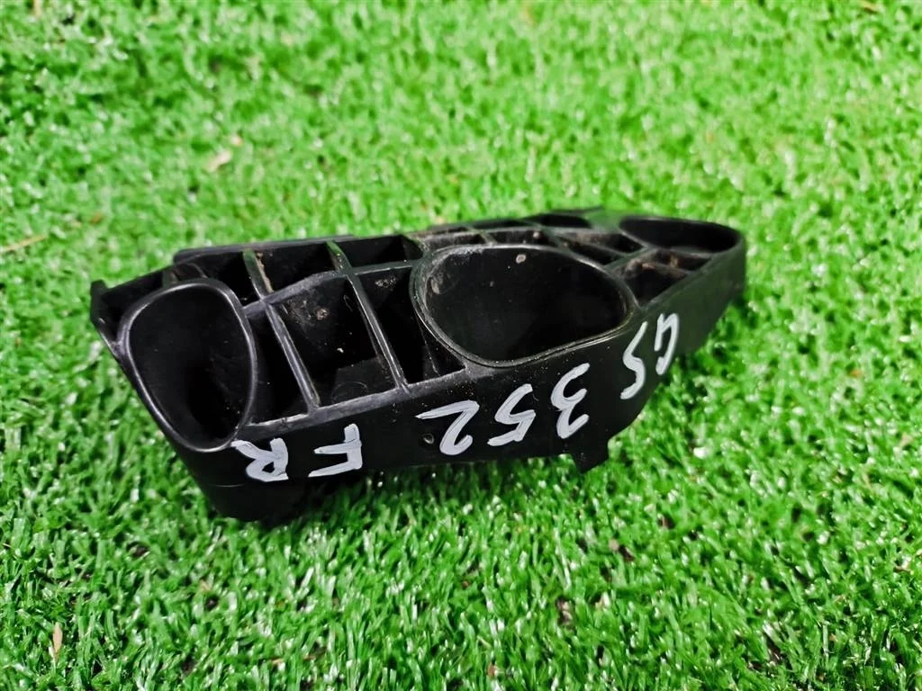 Б.у. крепление бампера перед LEXUS GS350 GRS191 LEXUS GS350 GRS191