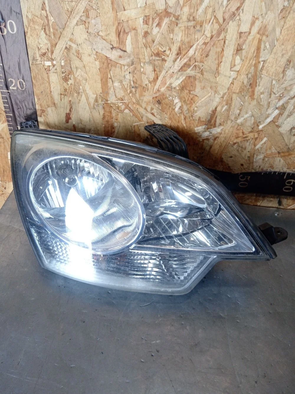 Фара правая Opel Antara I рестайлинг (2010—2017) 2012