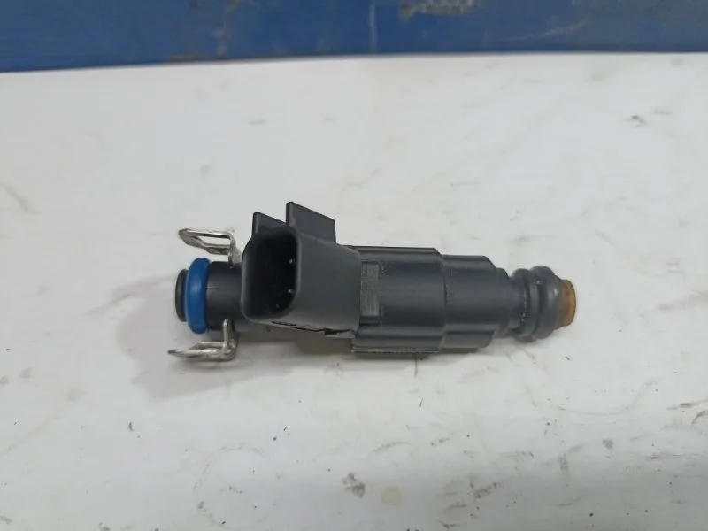 Форсунка топливная Ford Focus 2 2008 1149958 1.8 QQDB