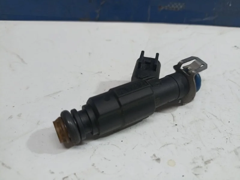 Форсунка топливная Ford Focus 2 2008 1149958 1.8 QQDB