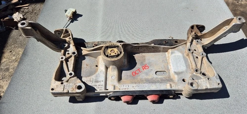 Балка подмоторная Skoda Octavia (A5 1Z-) 2004-2013