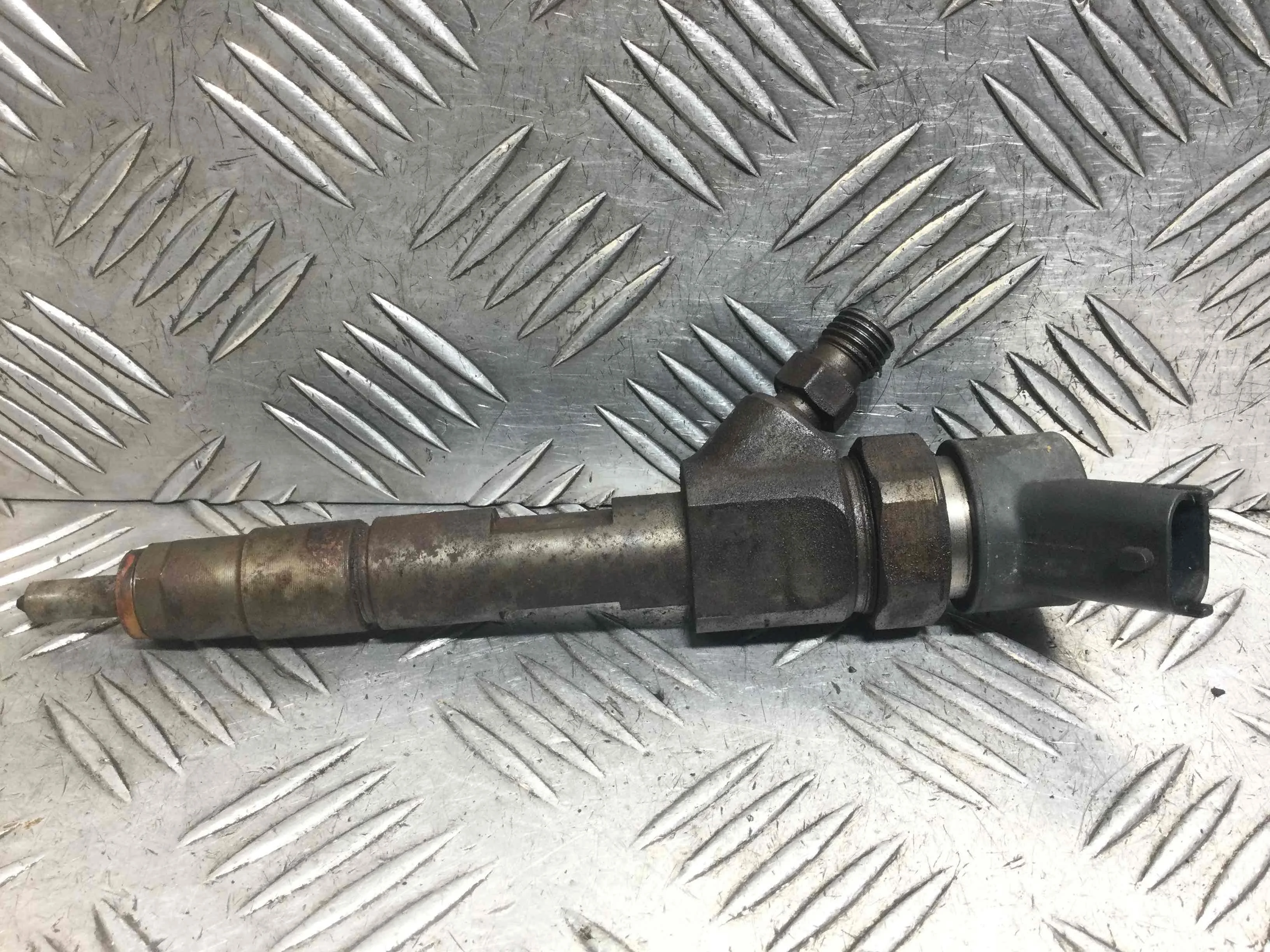 Форсунка Volvo V40 1 поколение [рестайлинг] (2000-2002) дизель 1.9 TD Механика Универсал