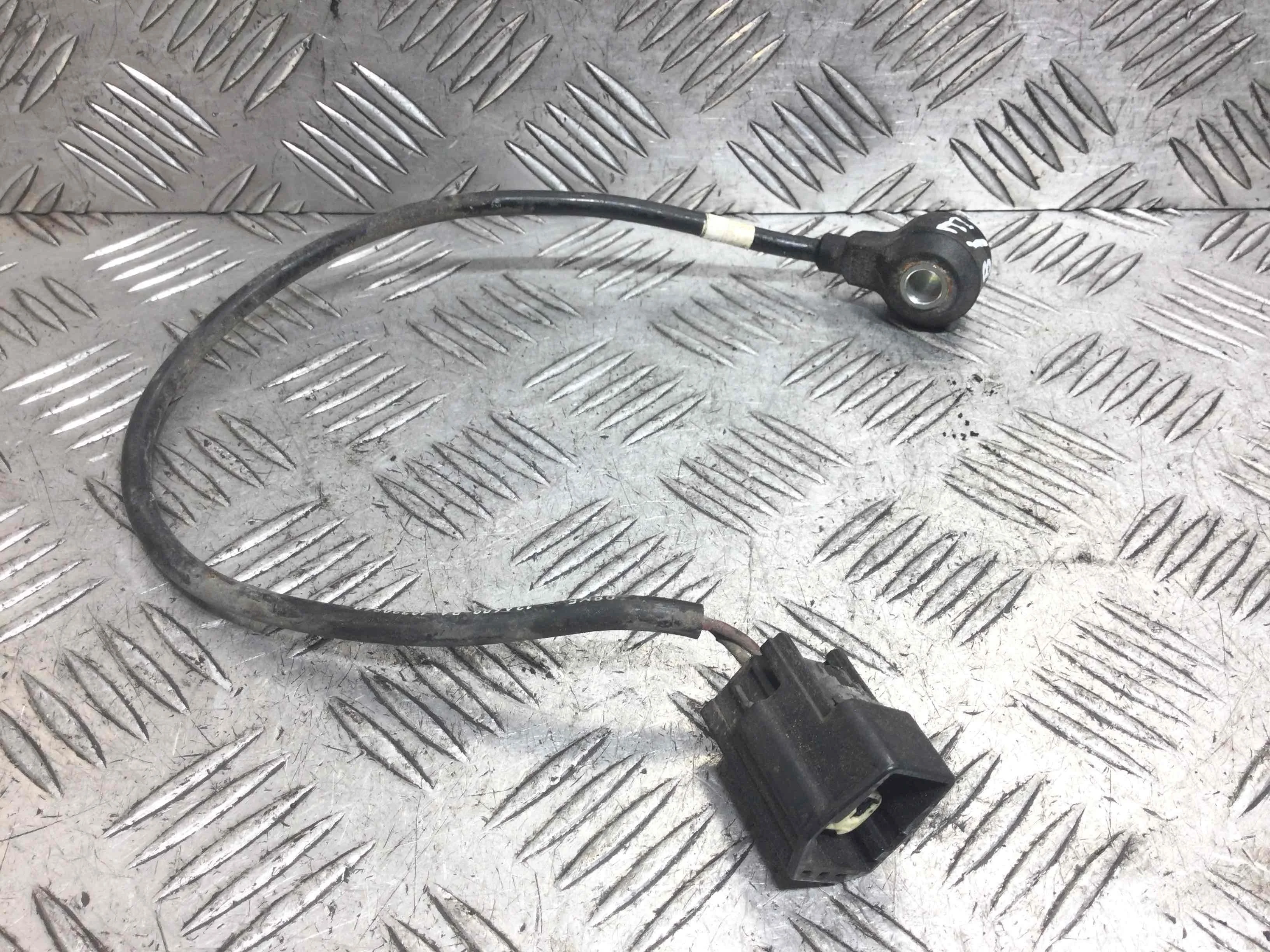 Датчик детонации Ford Focus 2 поколение (2005-2008) бензин 1.6 i Механика Х/б