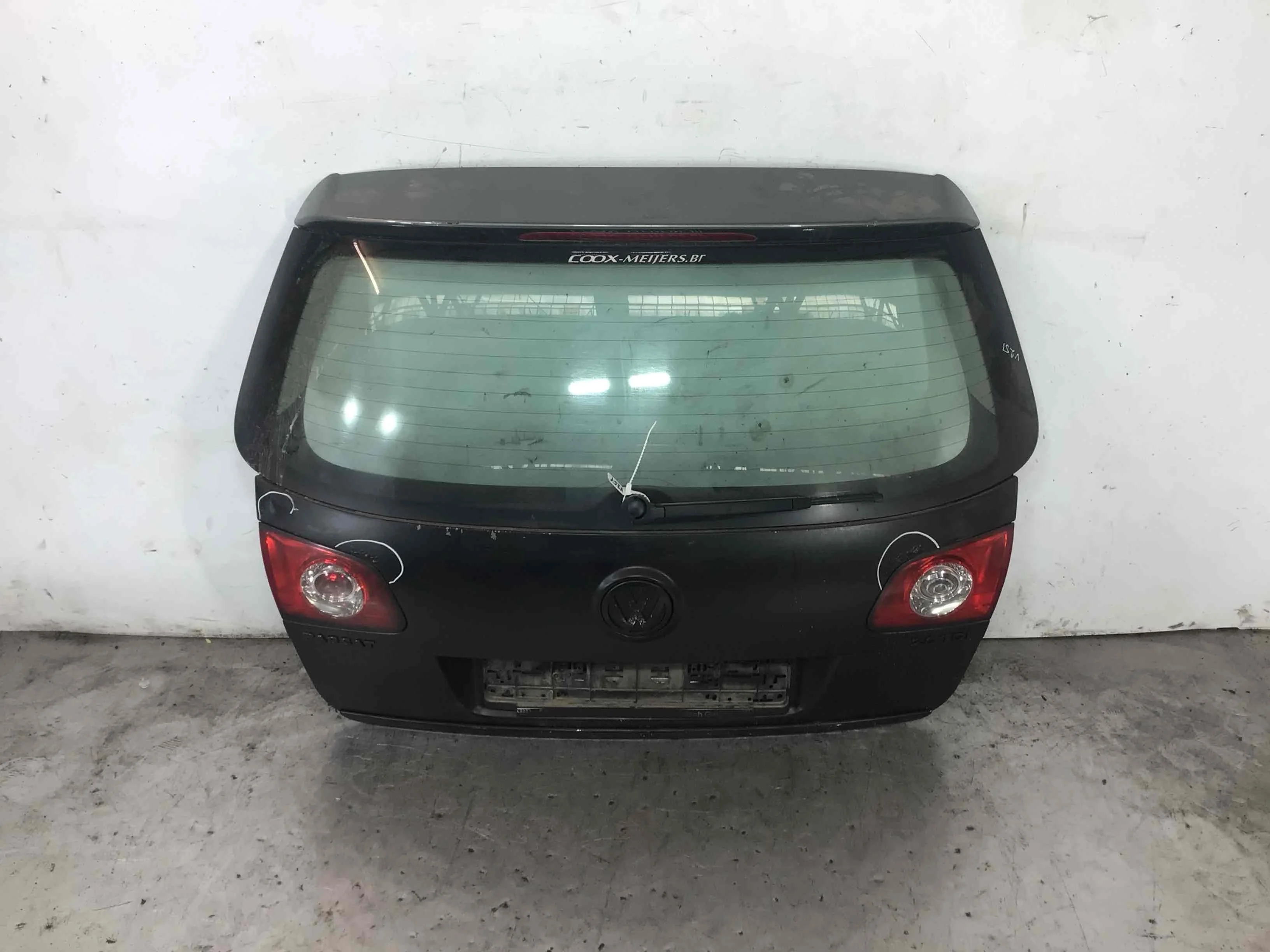 Крышка багажника (дверь 3-5) Volkswagen Passat B6 (2005-2010) дизель 2.0 TDI Механика Универсал