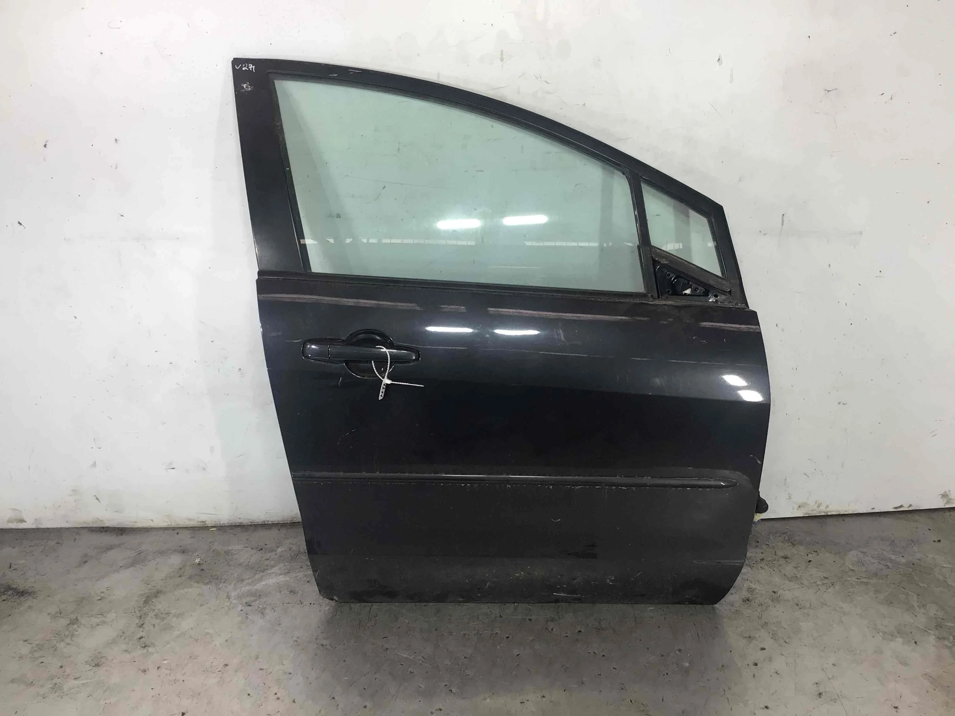 Дверь передняя правая Mazda 5 1 поколение (2005-2008) бензин 1.8 i Механика Минивэн