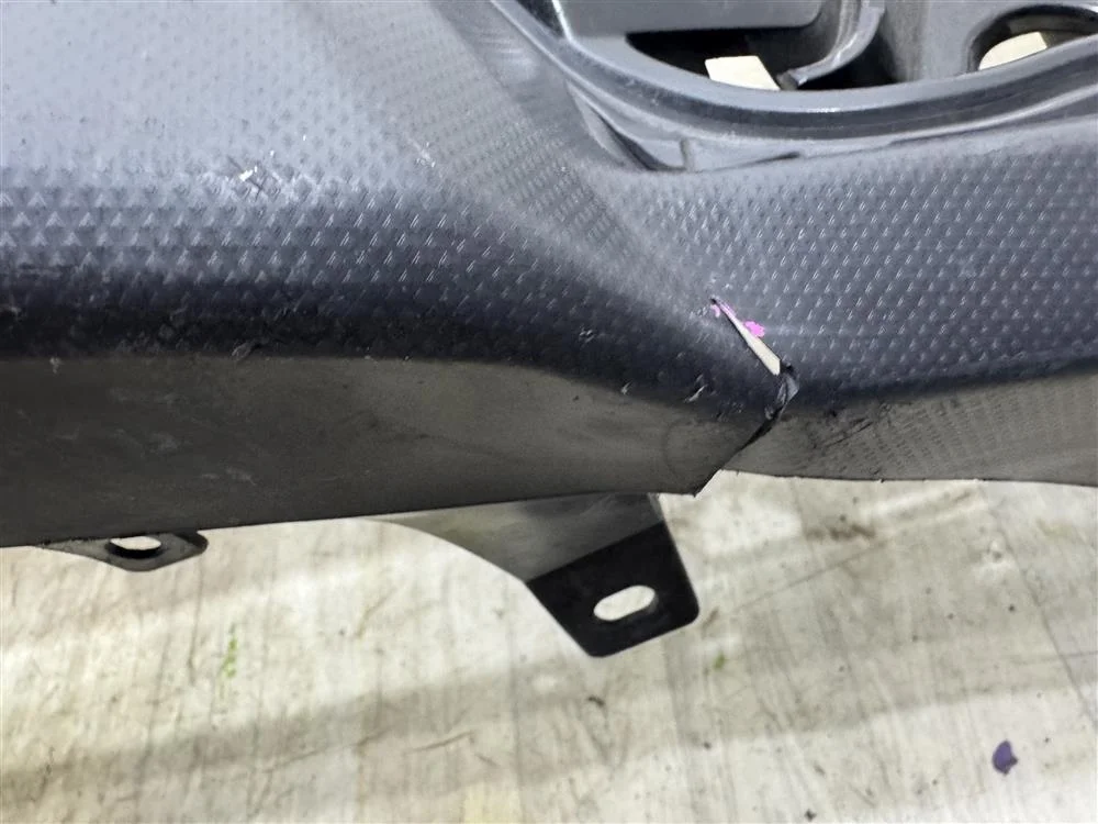 г.Бампер FRONT 2017-2021 на XV+CROSSTREK черный УЦЕНКА незначительно подорван