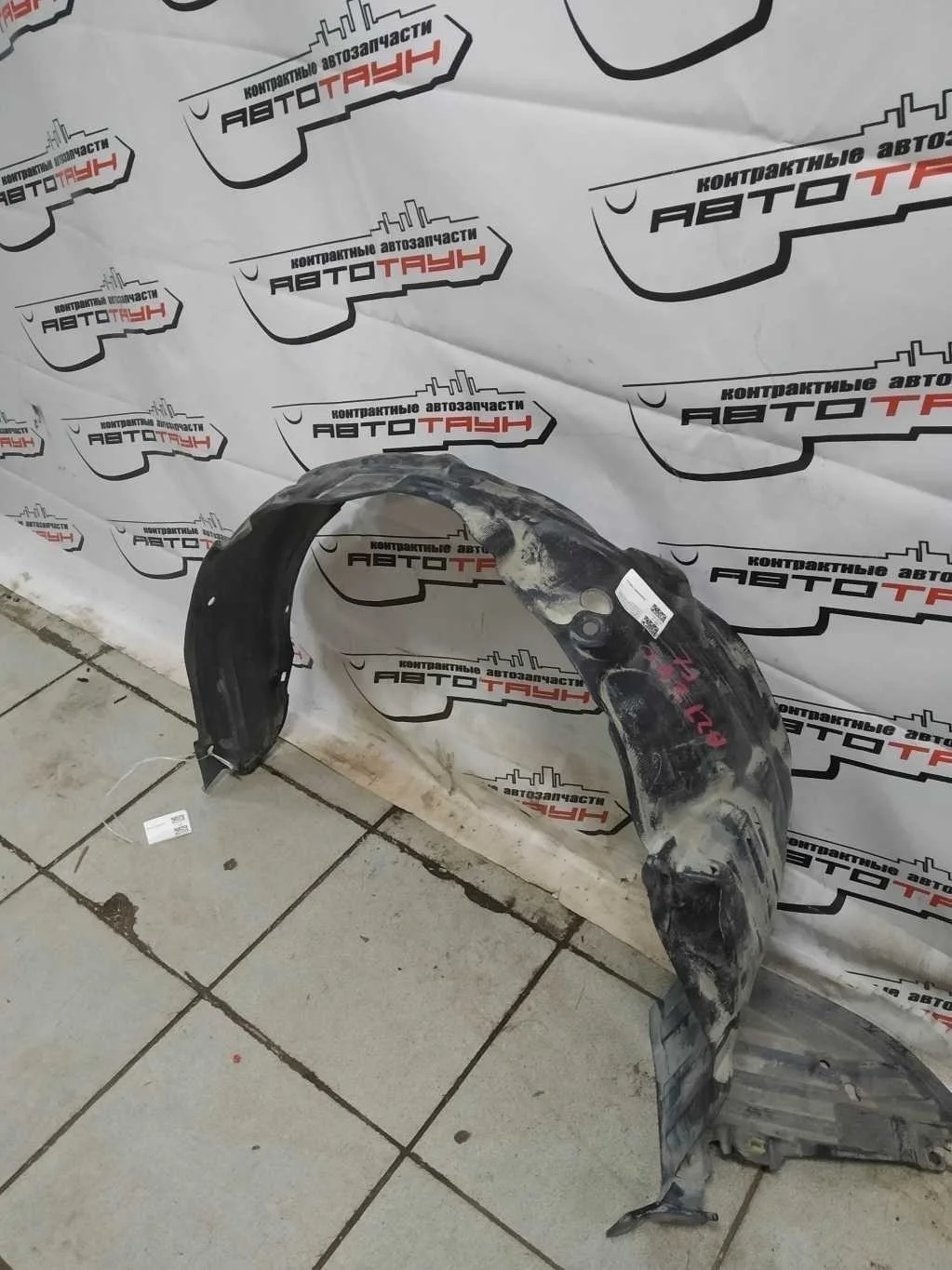 ПОДКРЫЛОК TOYOTA ПЕРЕД ЛЕВО 5387620390