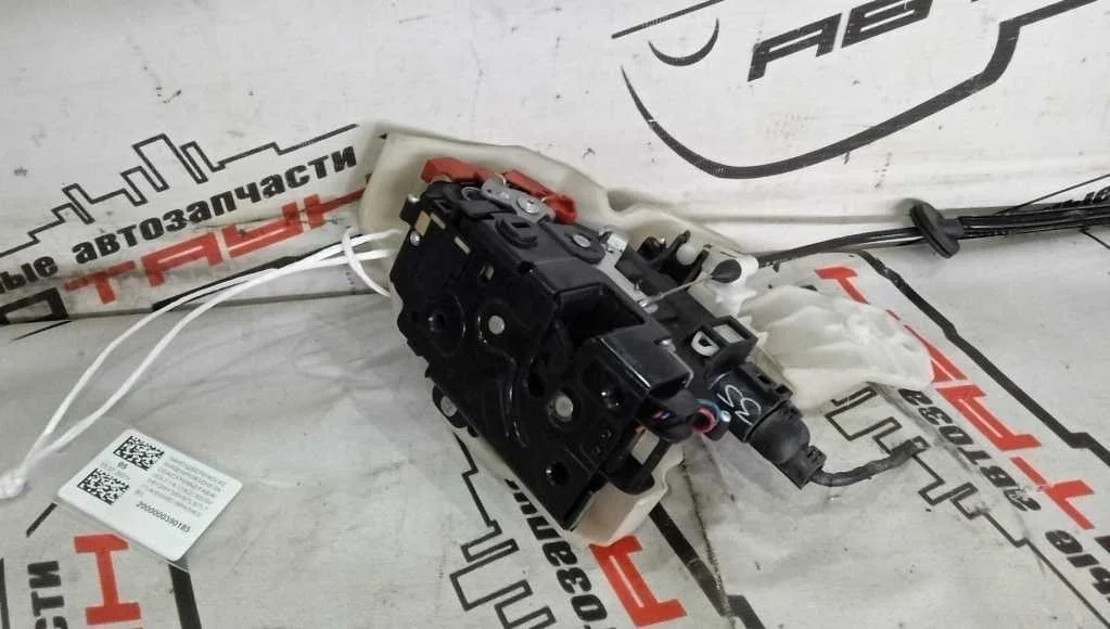 ЗАМОК ДВЕРИ VOLKSWAGEN PORSCHE SKODA ЗАД ЛЕВО 7L0839015