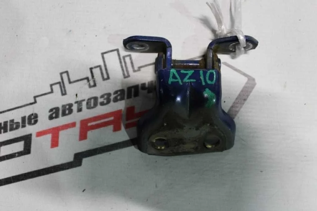 ПЕТЛЯ ДВЕРИ NISSAN ЗАД ПРАВО НИЗ 804012U000