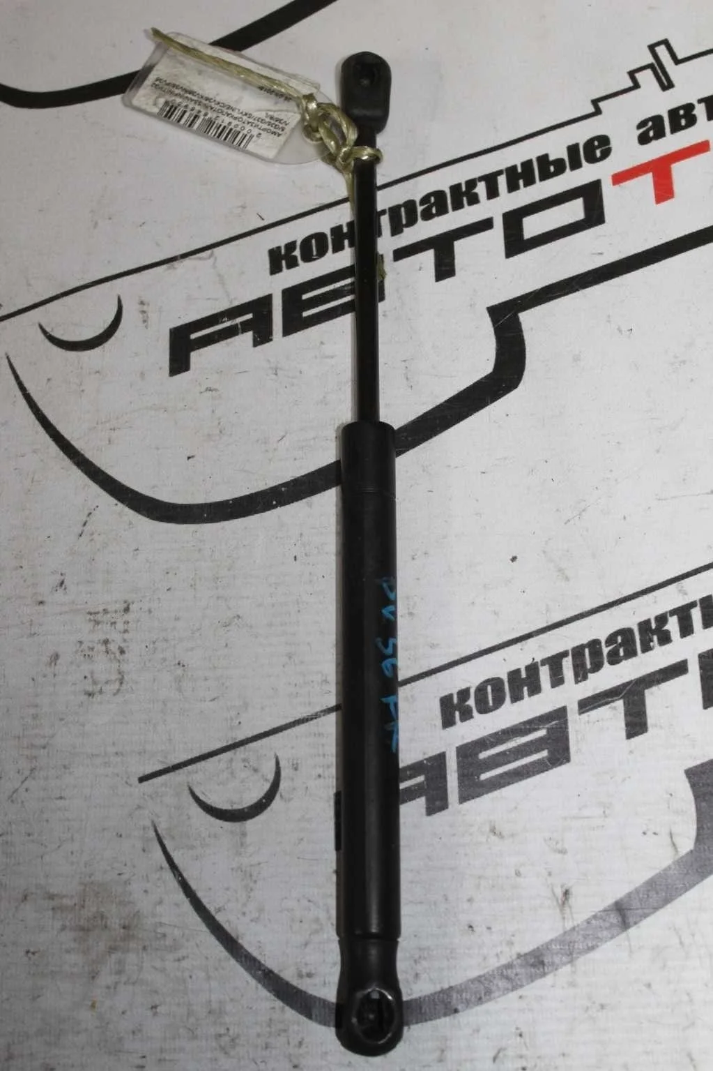 АМОРТИЗАТОР КАПОТА NISSAN INFINITI ПРАВО 65470JK000