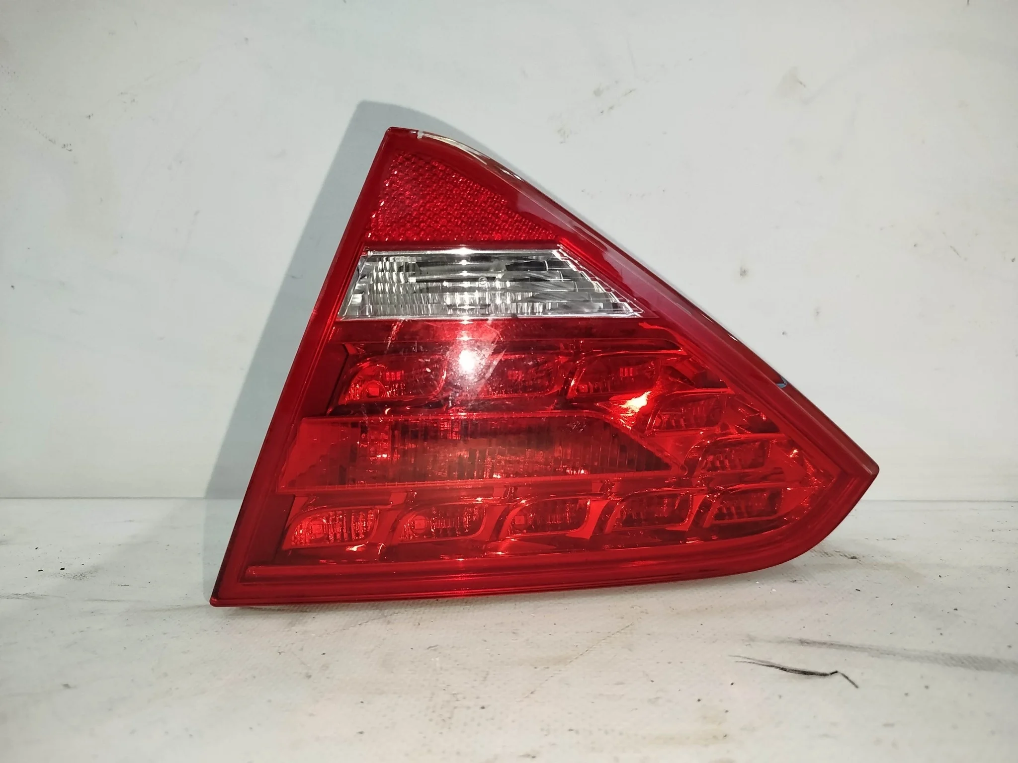 ФАЛЬШПАНЕЛЬ AUDI ЛЕВО 8T0945093A NA7460