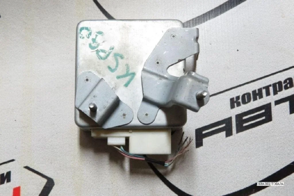 БЛОК УПРАВЛЕНИЯ РУЛЕВОЙ РЕЙКОЙ TOYOTA 8965052380