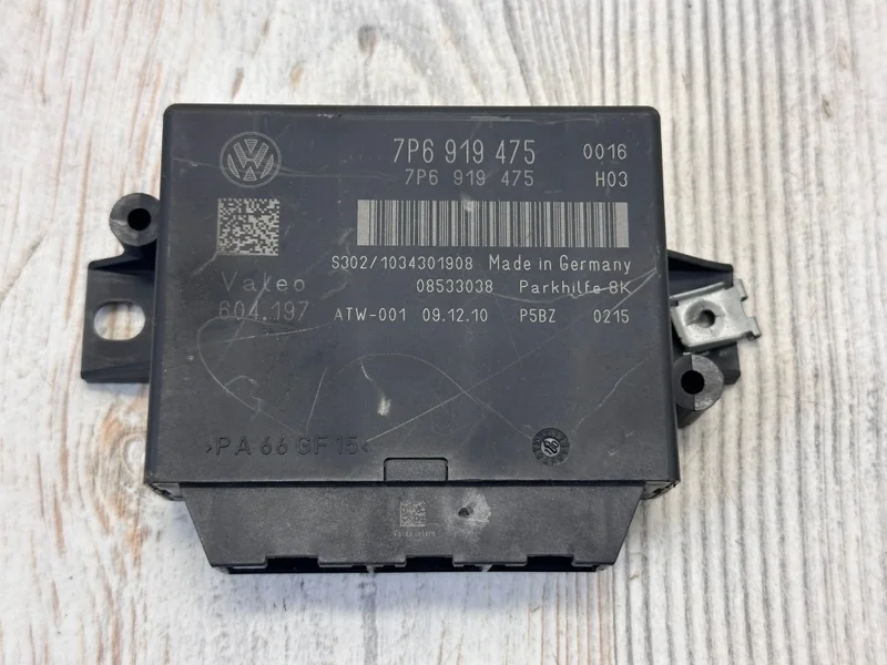 Блок управления парктрониками VW Touareg NF 2010 7P