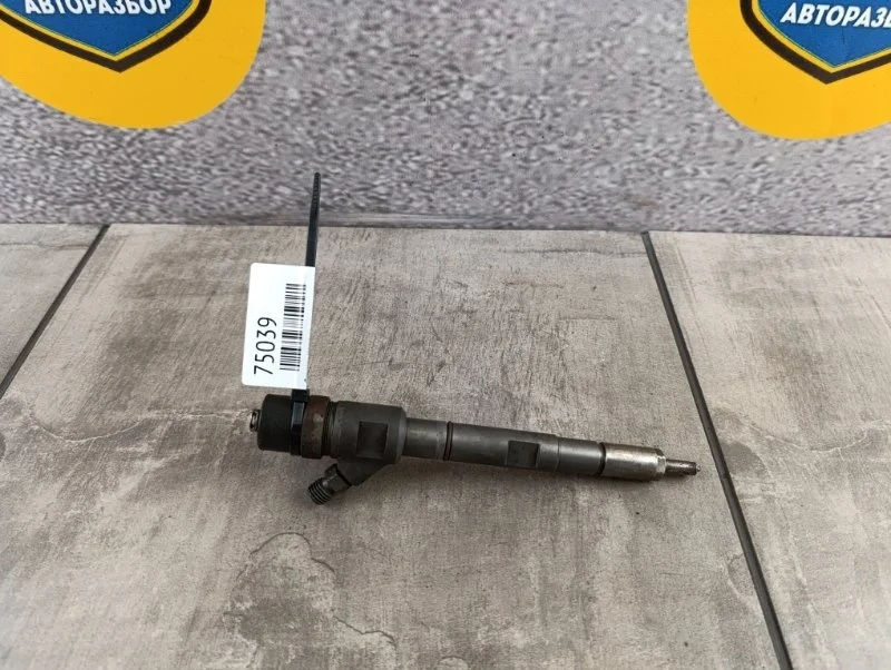 Форсунка топливная Kia Sorento 2008 BL