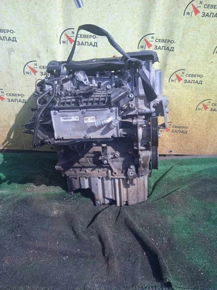 Двигатель Volkswagen Jetta 2012 03C100038MX 6 CAX