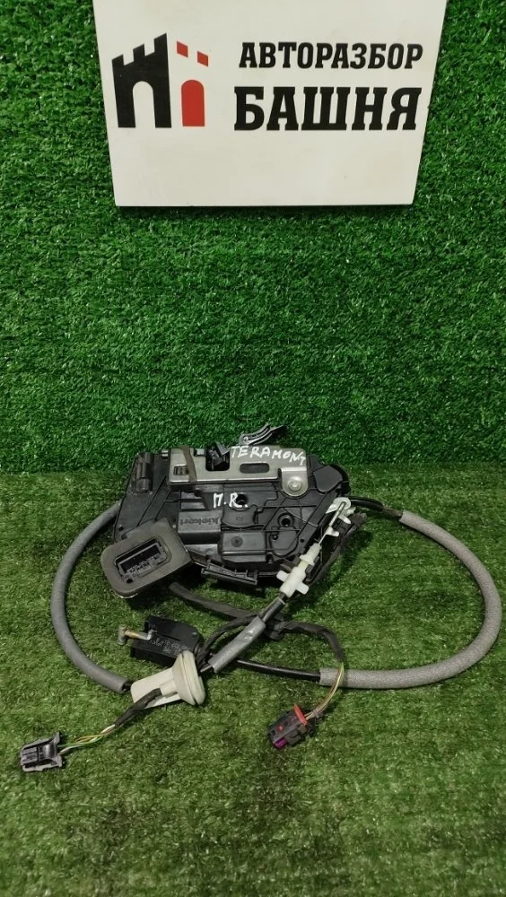 Замок двери Volkswagen Teramont 2018 5K1837016J CA1 CXDA, передний правый