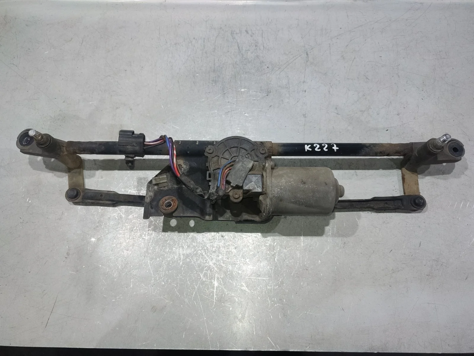 Стеклоочиститель SsangYong Kyron 2012 D130