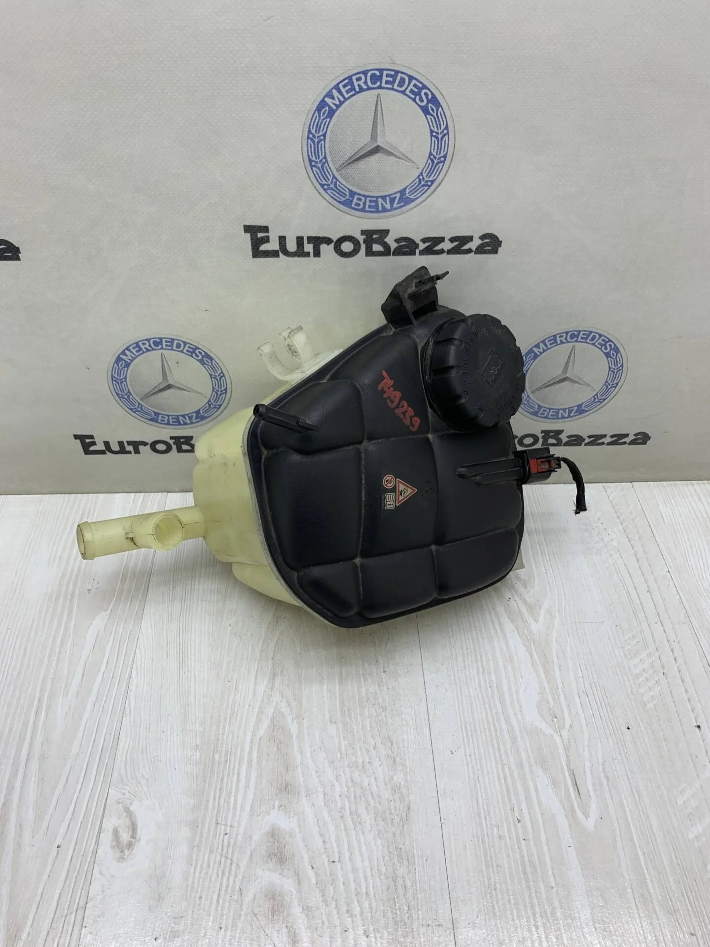 Бачок расширительный Mercedes W164