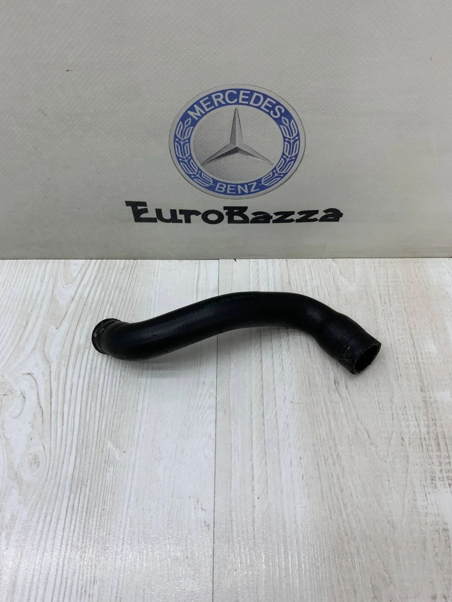 Патрубок системы охлаждения Mercedes W164