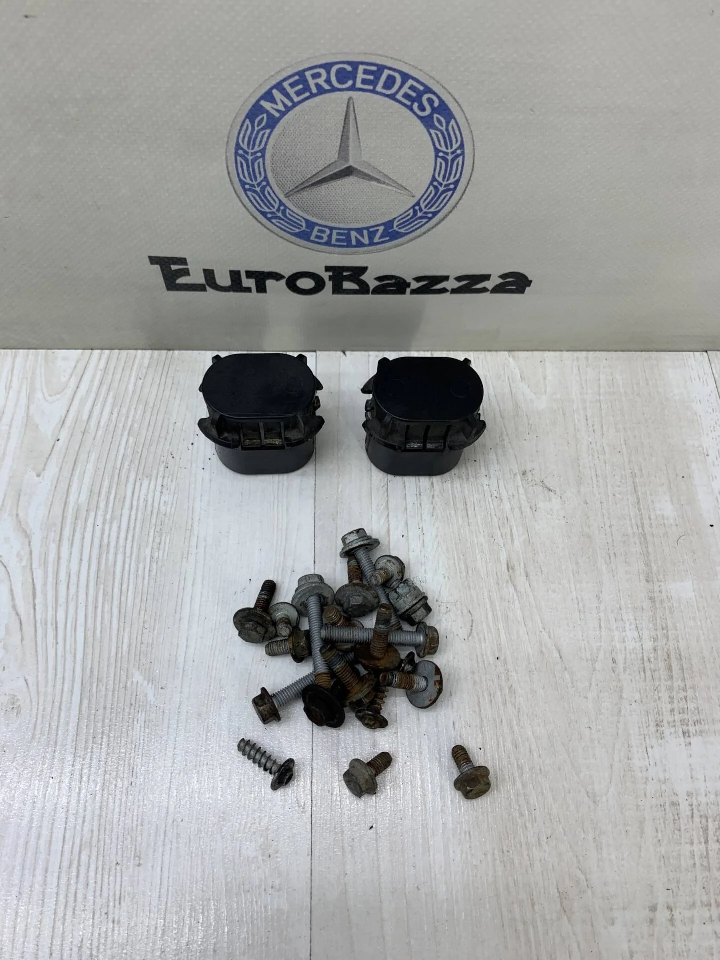 Крепление радиатора Mercedes W164