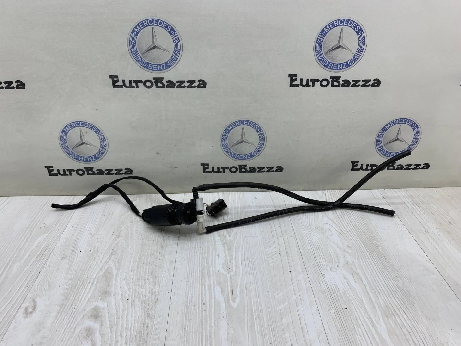 Насос стекломываетля Mercedes W164