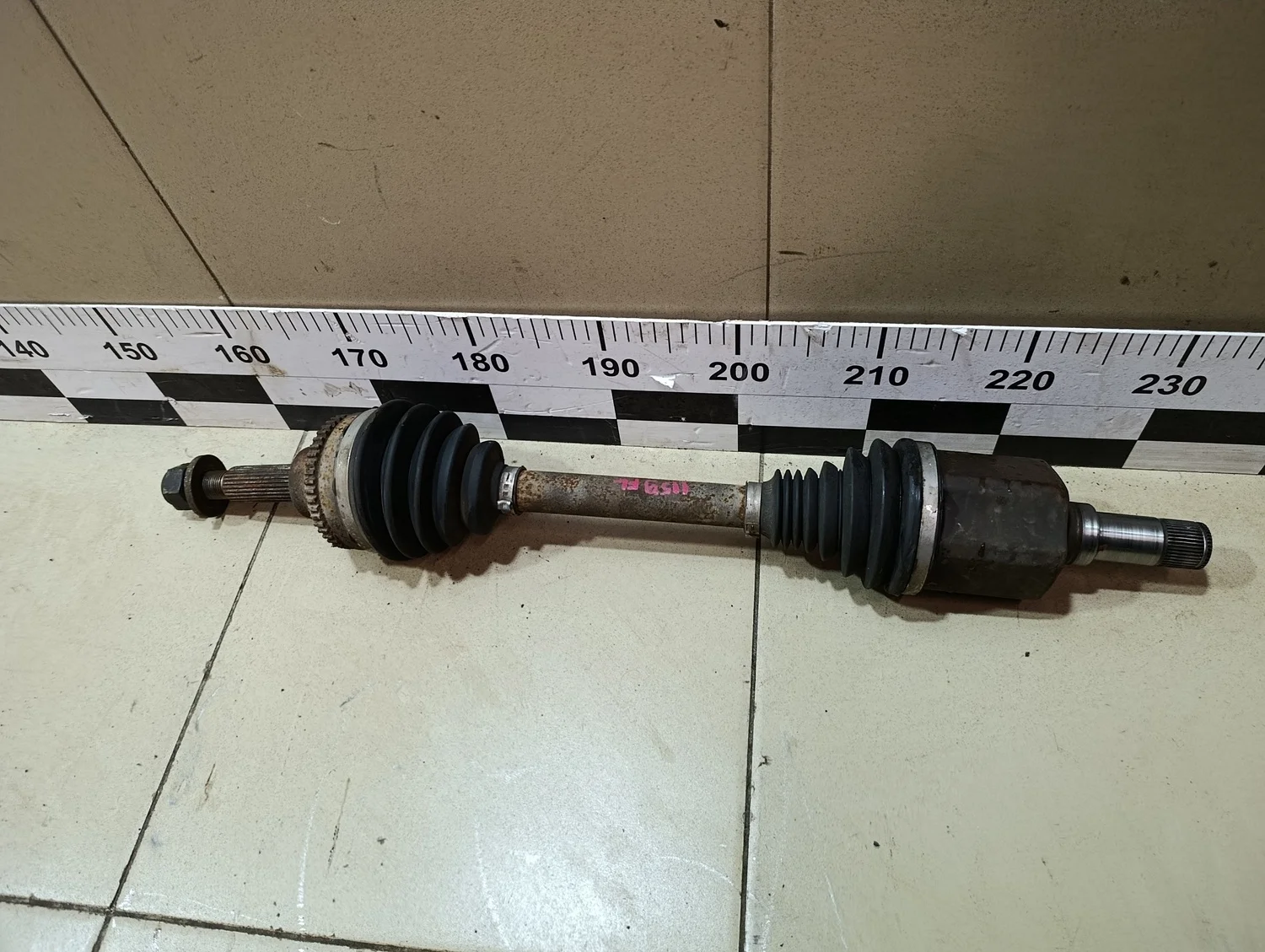 Полуось передняя левая Transit 2006-2013