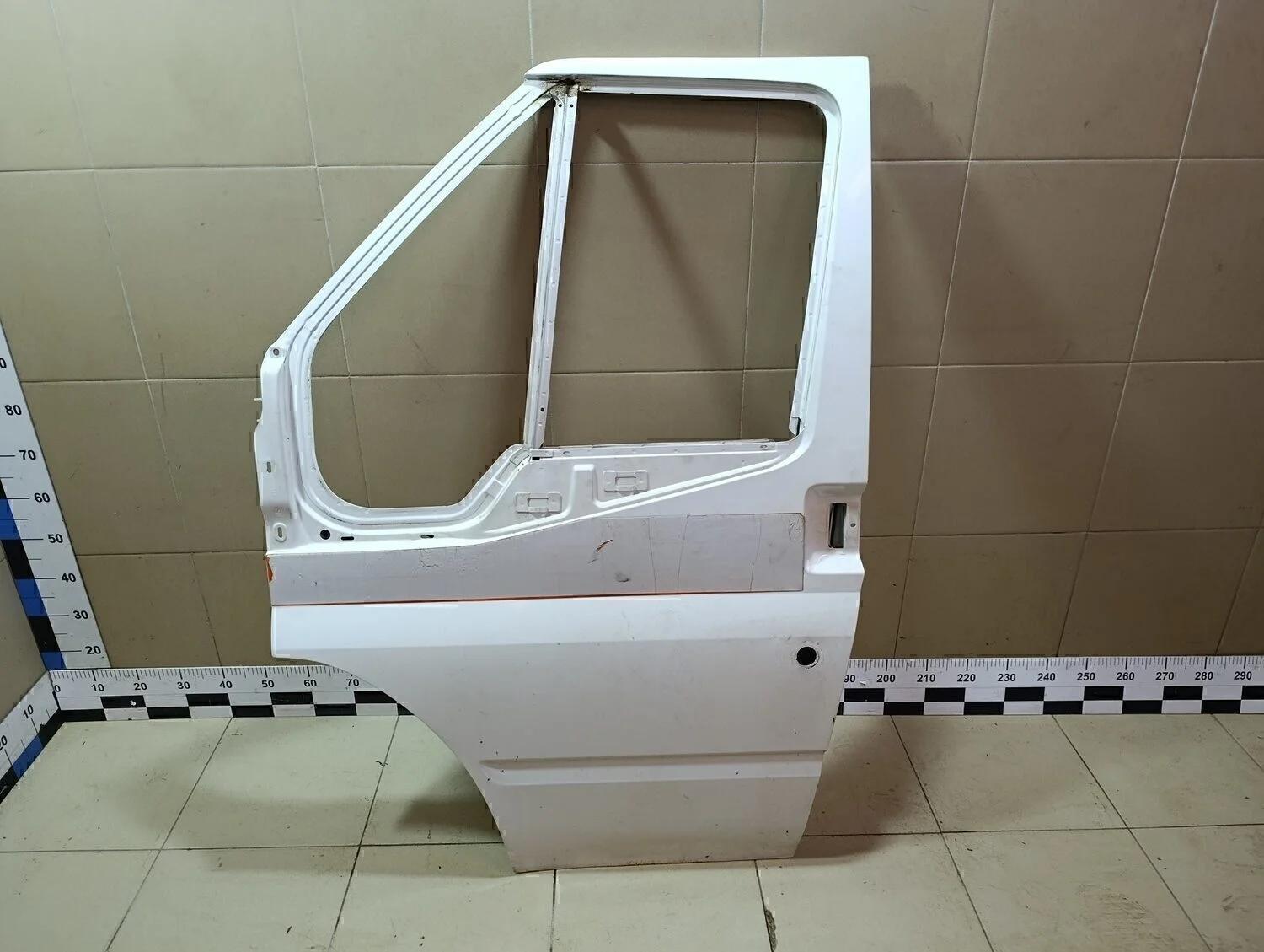 Дверь передняя левая Transit 2006-2013