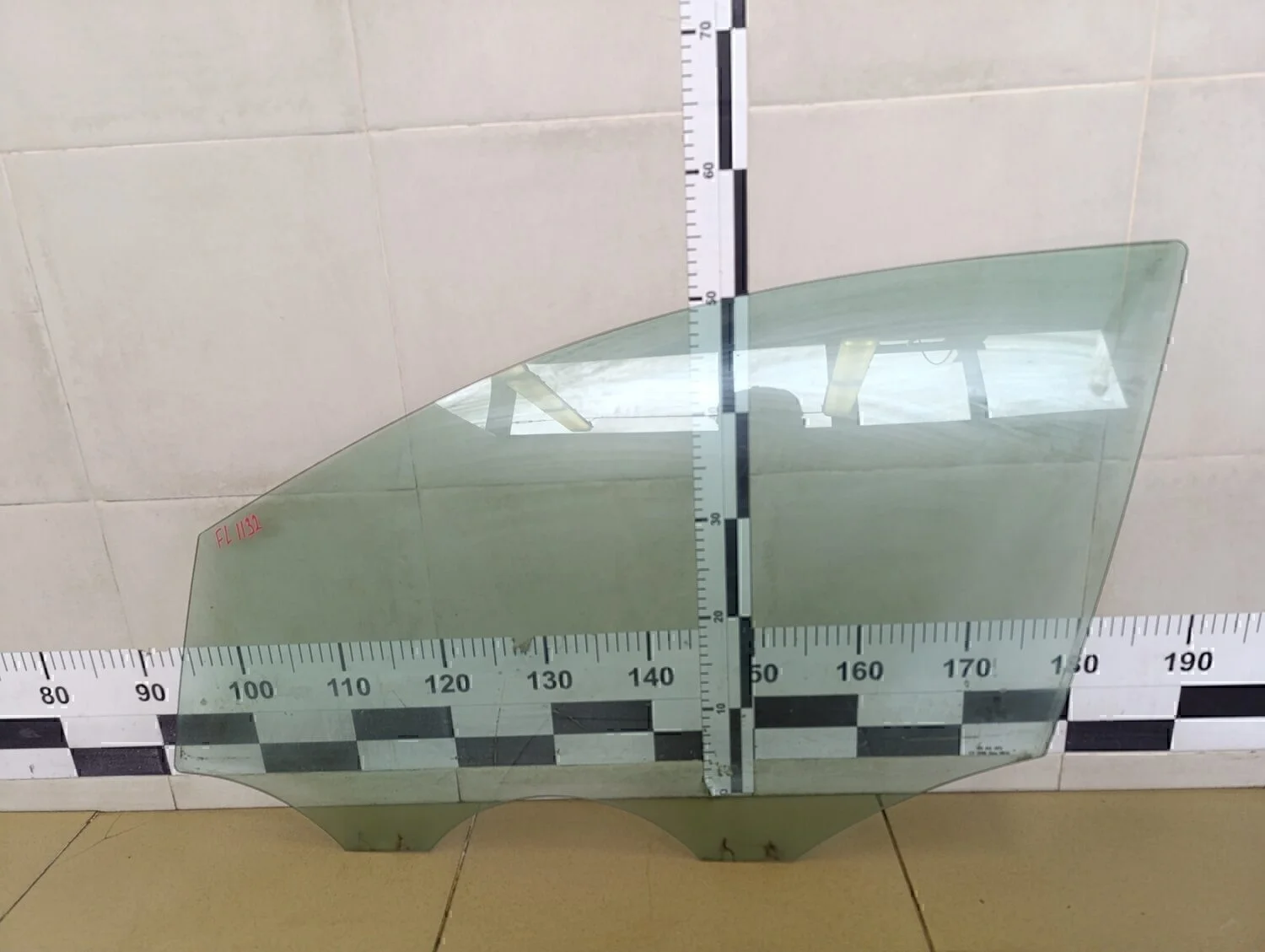 Стекло двери передней левой Polo (Sed RUS) 2011>