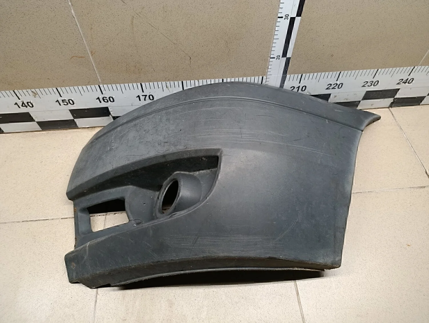 Накладка переднего бампера левая Transit 2006-2013