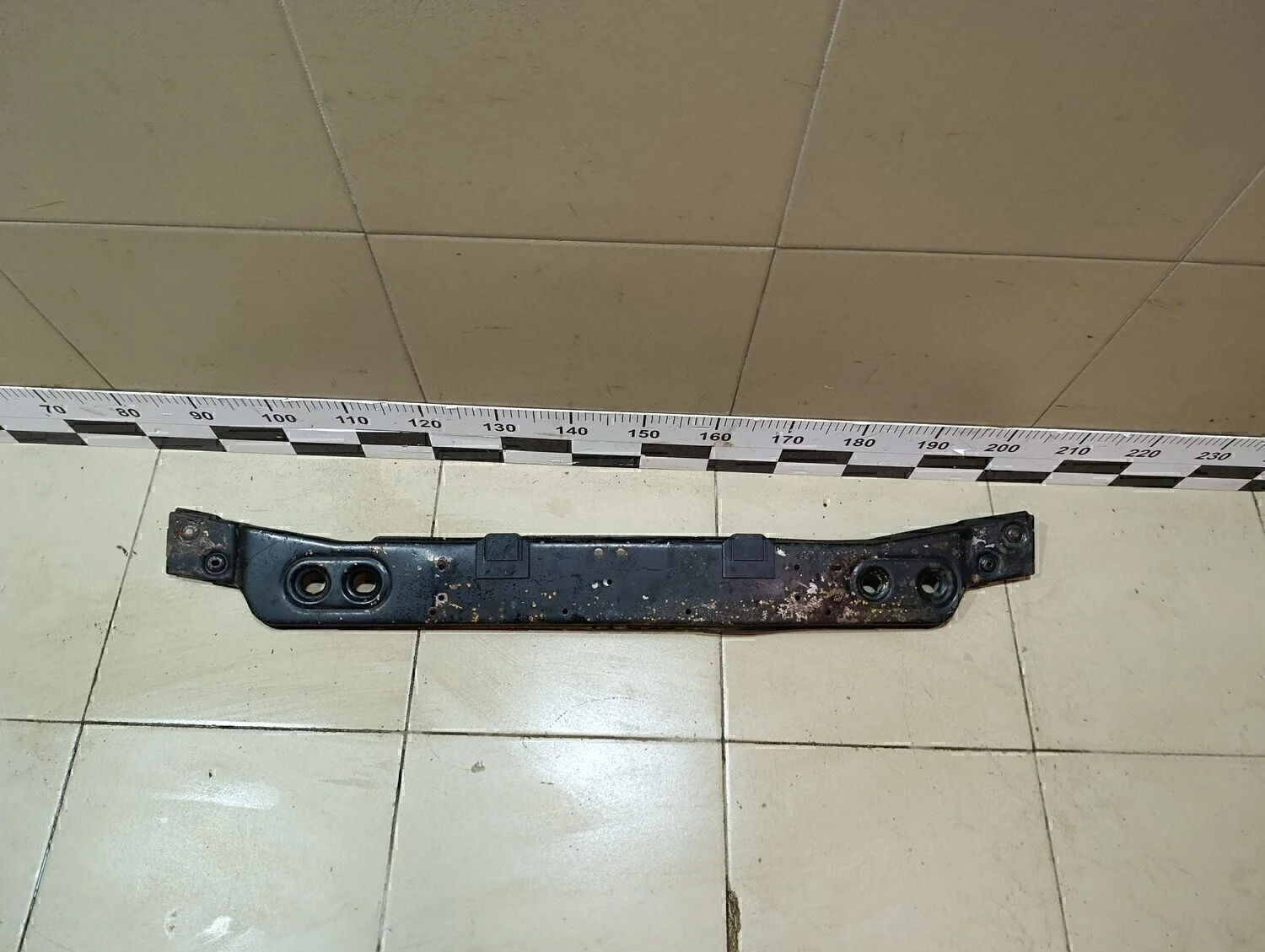 Балка подрадиаторная Transit 2006-2013