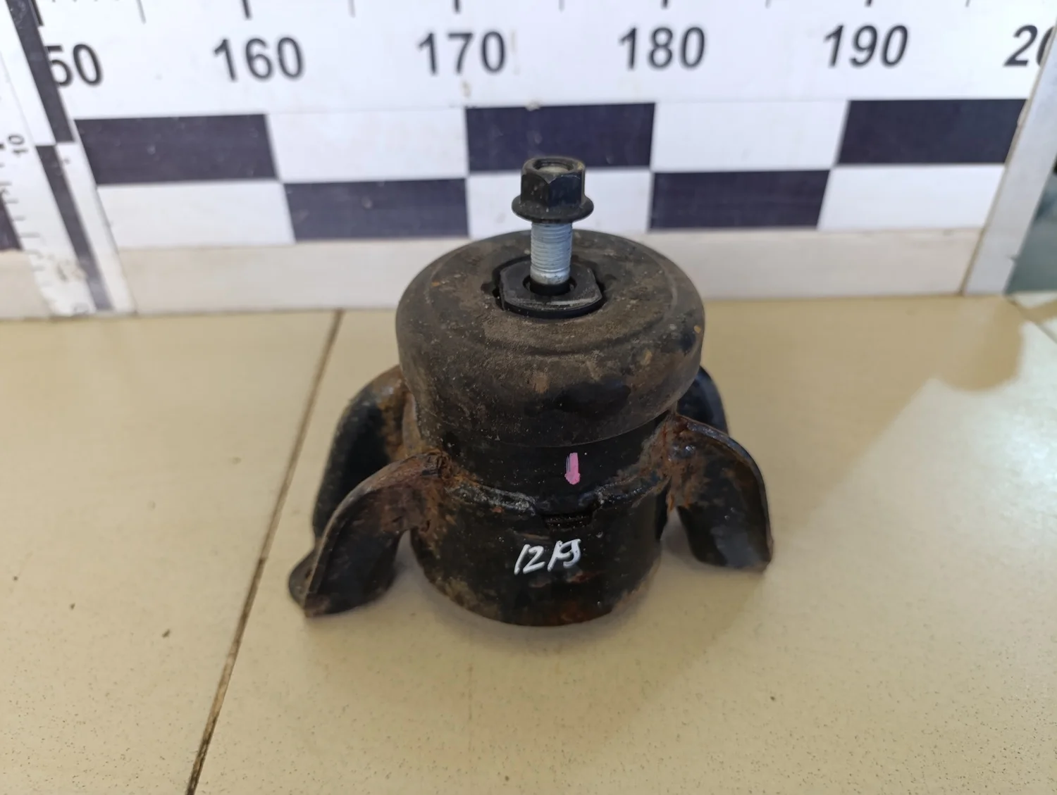 Опора двигателя правая RIO 2011-2017