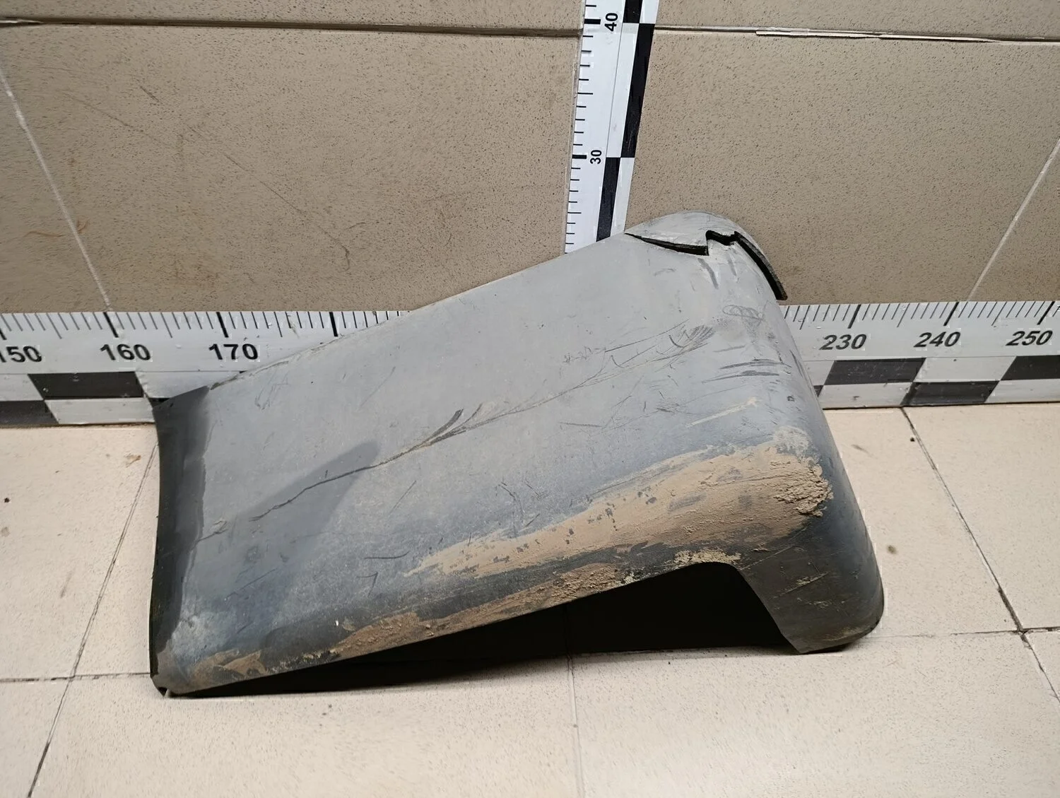 Накладка заднего бампера левая Transit 2006-2013