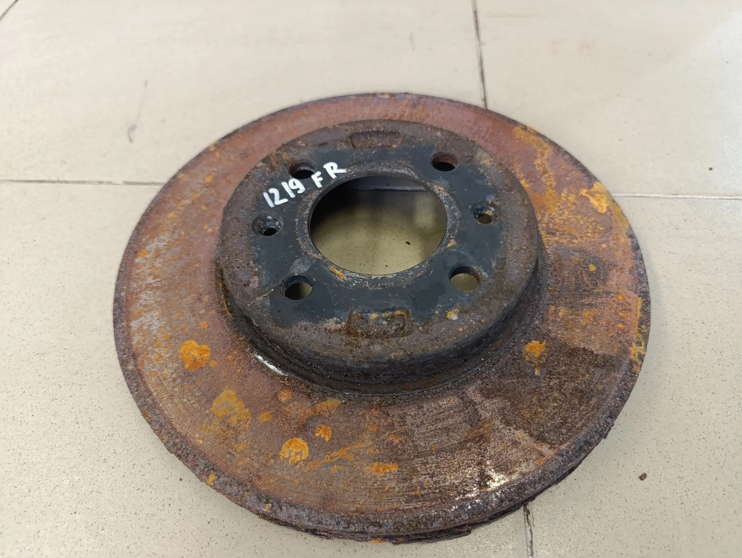 Диск тормозной передний вентилируемый Solaris 2010-2017