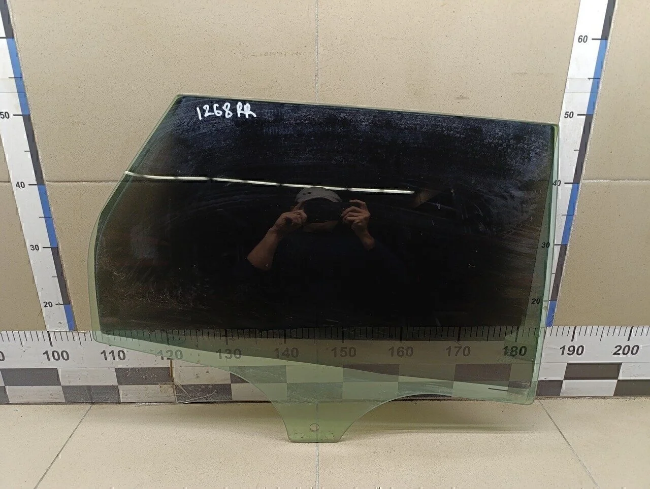 Стекло двери задней правой Focus III 2011>